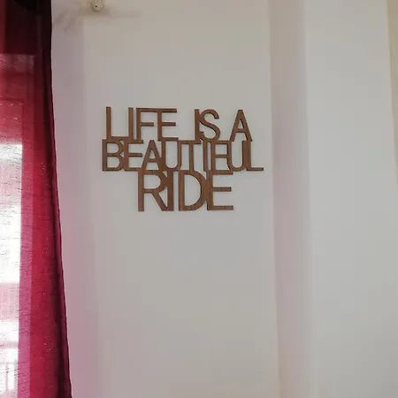 De Rossi ゲストハウス 4*