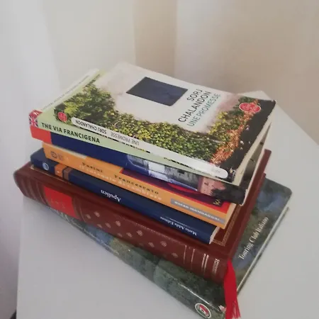 ゲストハウス De Rossi バーリ