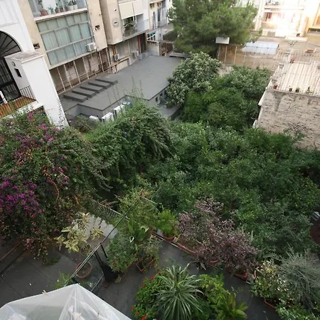 Pensión De Rossi 4*